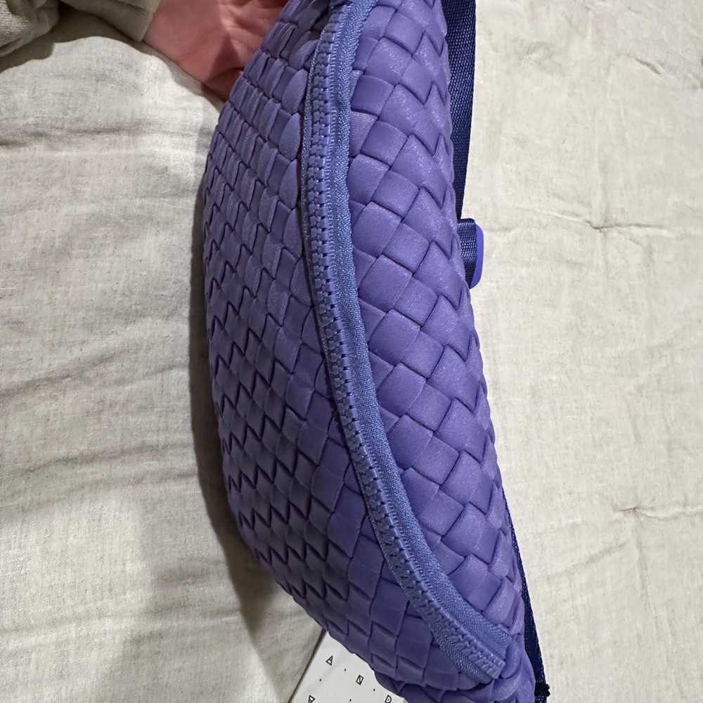Periwinkle aim high woven neoprene belt Bag - Picture 11 of 12